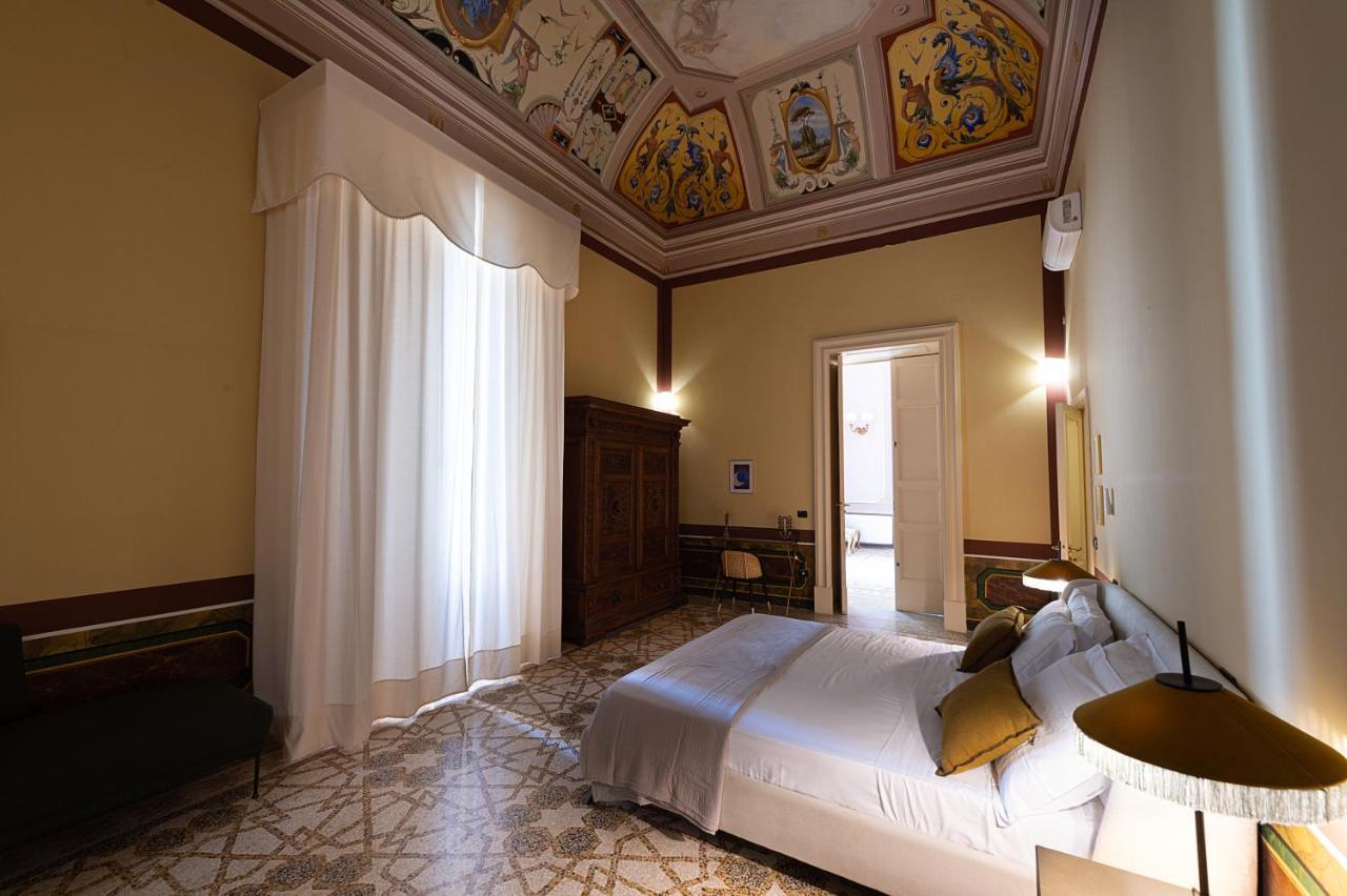 Bed and Breakfast Palazzo Francesco Grassi Aradeo Exterior foto