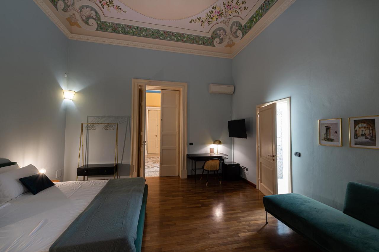 Bed and Breakfast Palazzo Francesco Grassi Aradeo Exterior foto