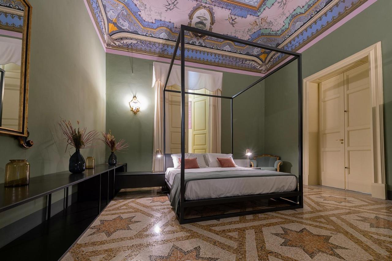 Bed and Breakfast Palazzo Francesco Grassi Aradeo Exterior foto