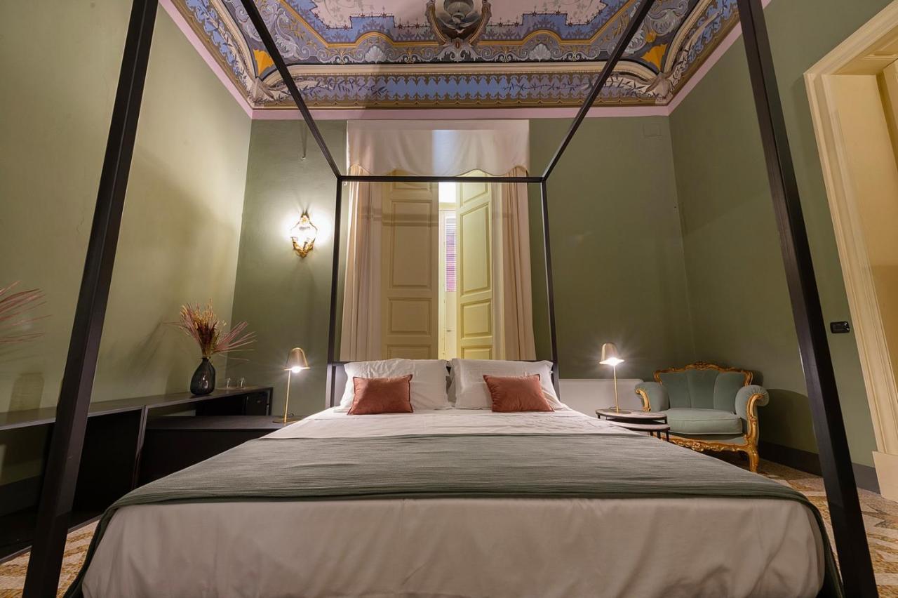 Bed and Breakfast Palazzo Francesco Grassi Aradeo Exterior foto